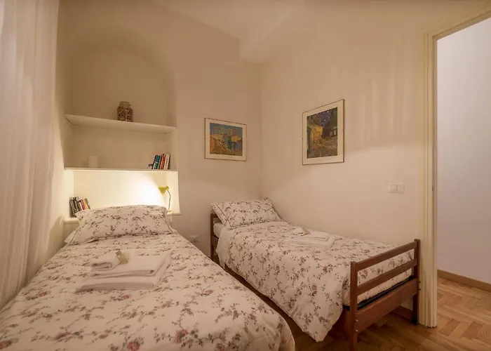A Peaceful Retreat 2 Minutes From Piazza Navona - Fromhometorome