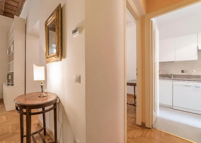 A Peaceful Retreat 2 Minutes From Piazza Navona - Fromhometorome *